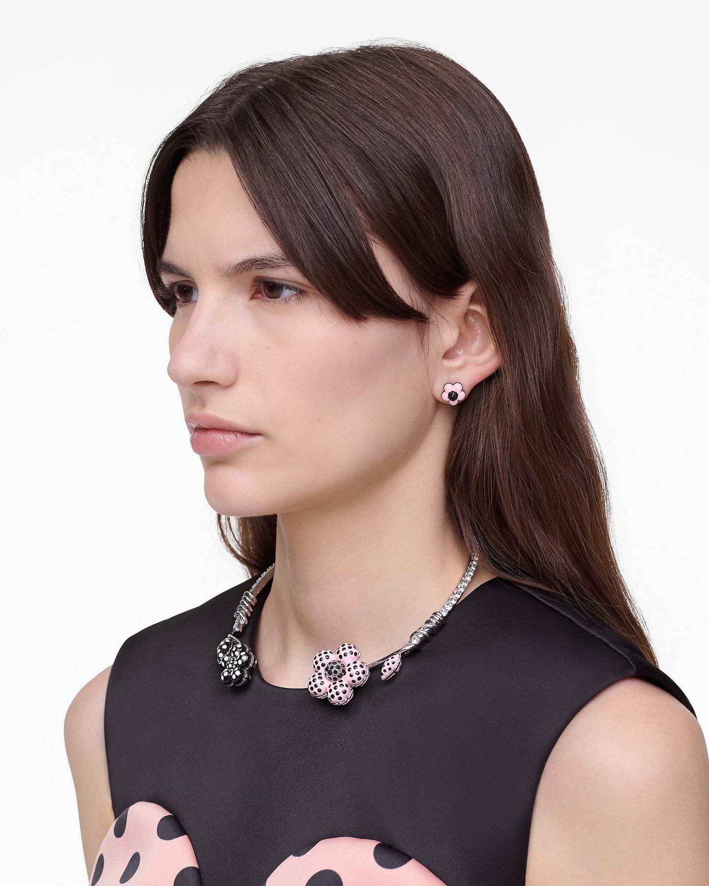 The Dots Daisy Collar Necklace